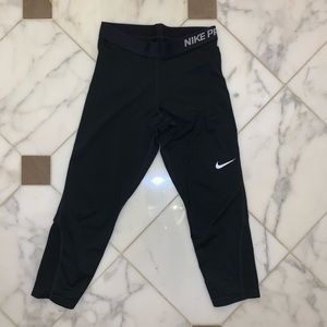 Nike Pro 3/4 pants